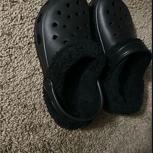 Black Fleece-Lined Clogs
